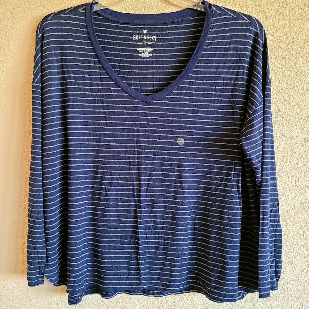 American Eagle AE Long Sleeve Navy and Gray Soft & Sexy V-Neck T Shirt Large NWT